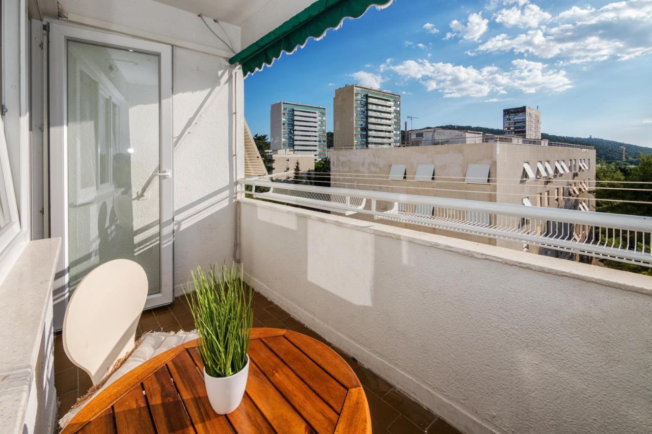 3-Bedroom Sea View Apartment - Balcony, Elevator - Spinut, Split スプリト エクステリア 写真